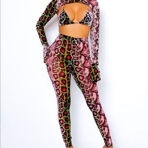 Snake Print Three Piece Pants Set 🐍